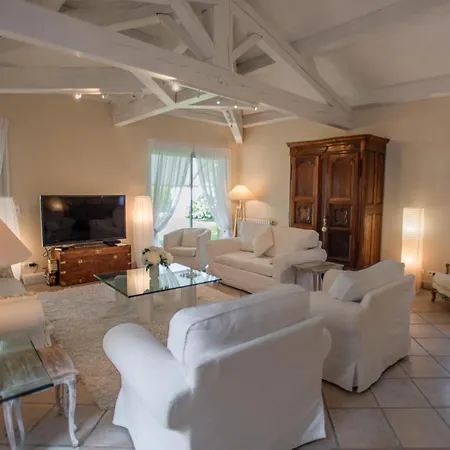 La Sarrazine Villa *