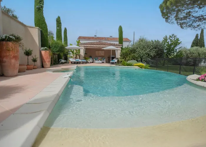 La Sarrazine * Les Mees